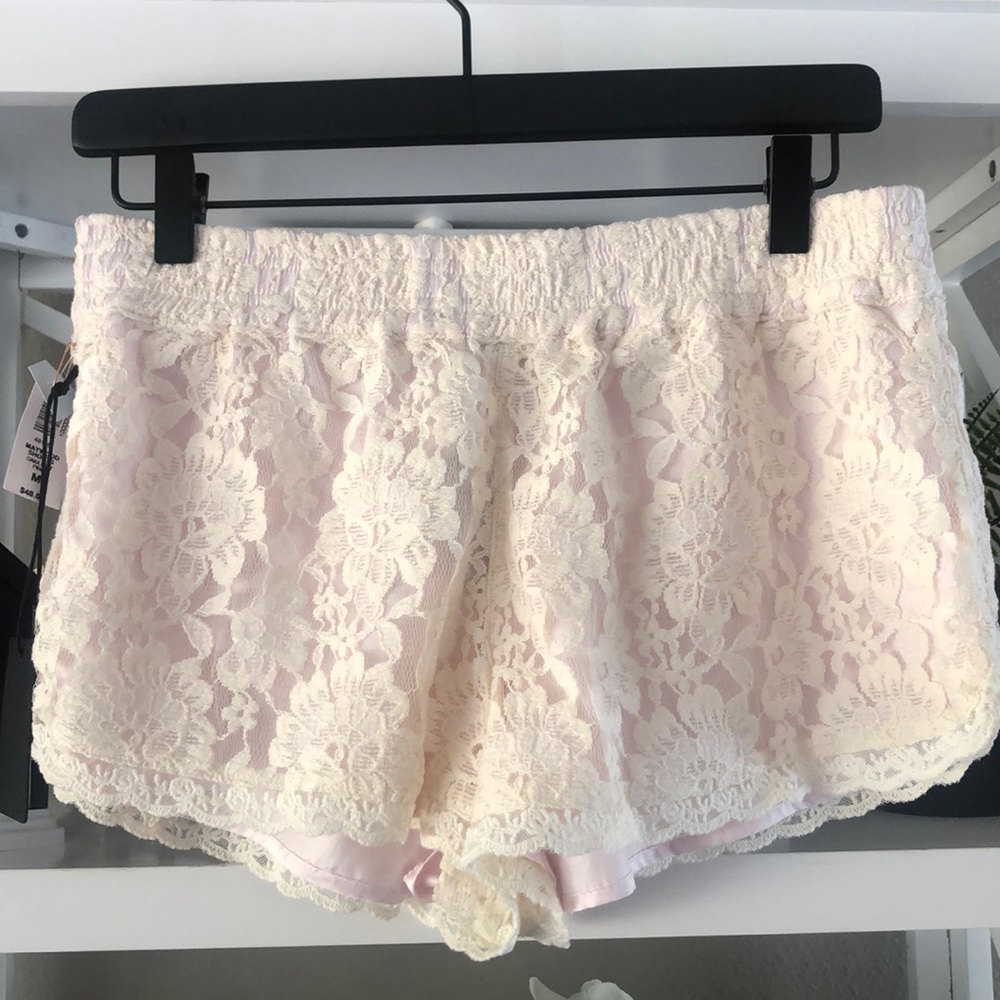BNWT Talula Maywood Shorts sz M oak/pink liner